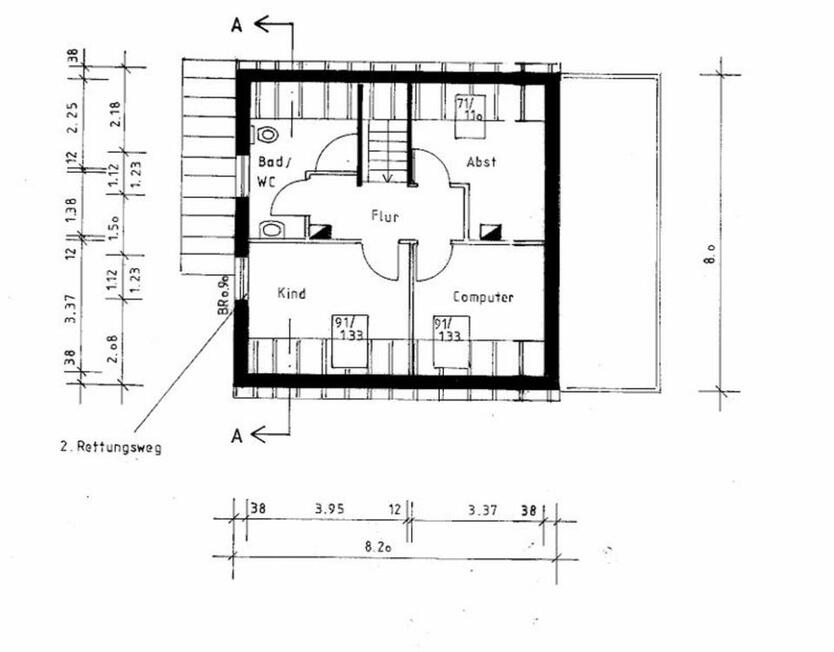 Freistehendes Einfamilienhaus mit Garage