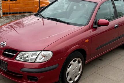 Nissan Almera 142.000 km 1.990 &euro; Hamburg 20097