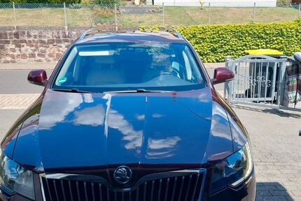 Skoda Superb 195.000 km 8.800 &euro; Ottweiler 66564
