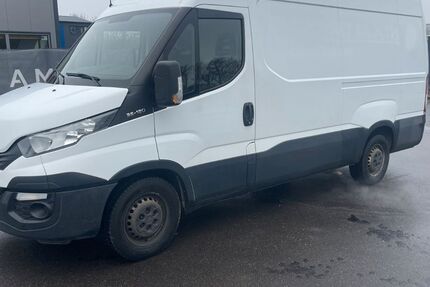 IVECO Andere 211.516 km 8.950 &euro; Broderstorf 18184