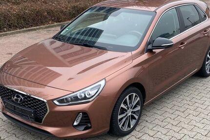 Hyundai i30 107.000 km 9.999 &euro; Frankfurt am Main 60389