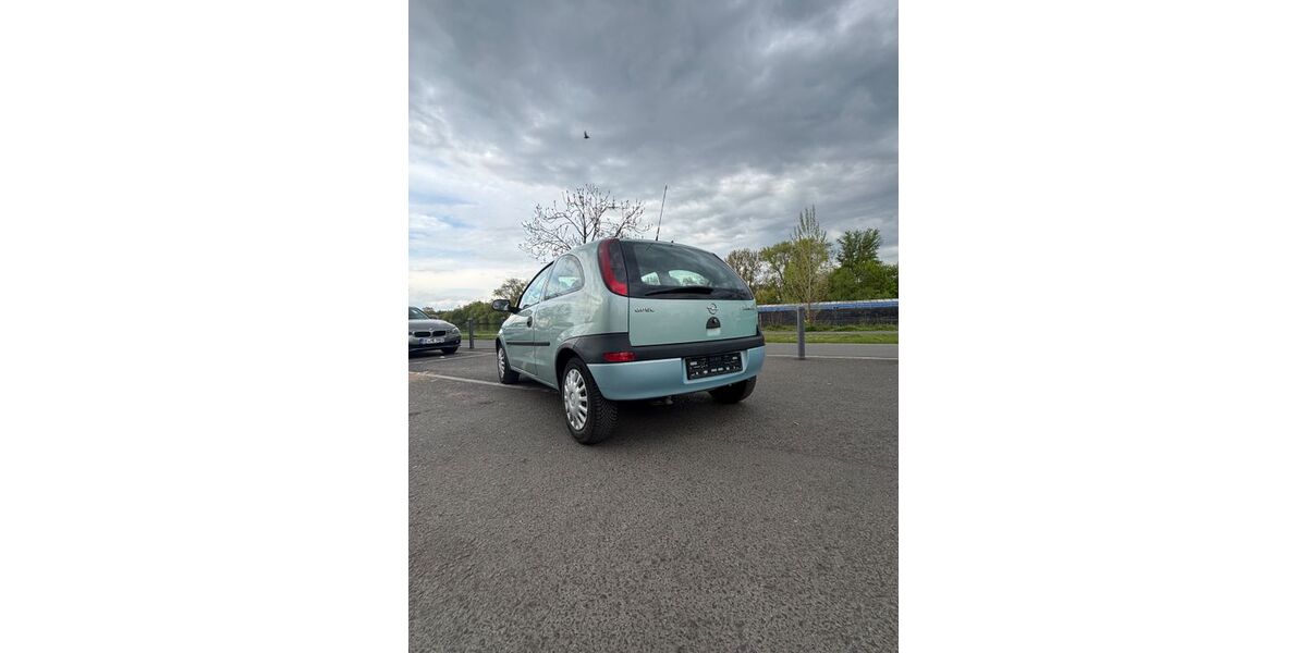 Opel Corsa 204.000 km 1.500 &euro; Frankfurt 60318