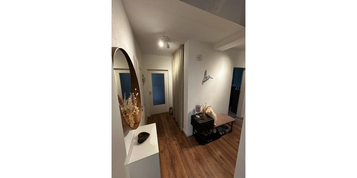 Etagenwohnung Ronnenberg - 3 Zimmer, 90 m&sup2;, 270.000&euro; | Angebot:27025526