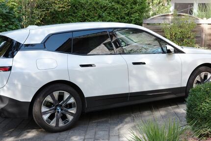 BMW iX 37.803 km 51.900 &euro; Kleinmachnow 14532