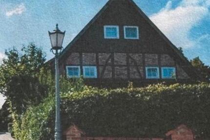 Haus Isernhagen - 3 Zimmer, 121 m&sup2;, 1.870&euro; | Angebot:26229524