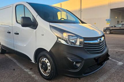 Opel Vivaro 214.326 km 7.150 € Augsburg 86165