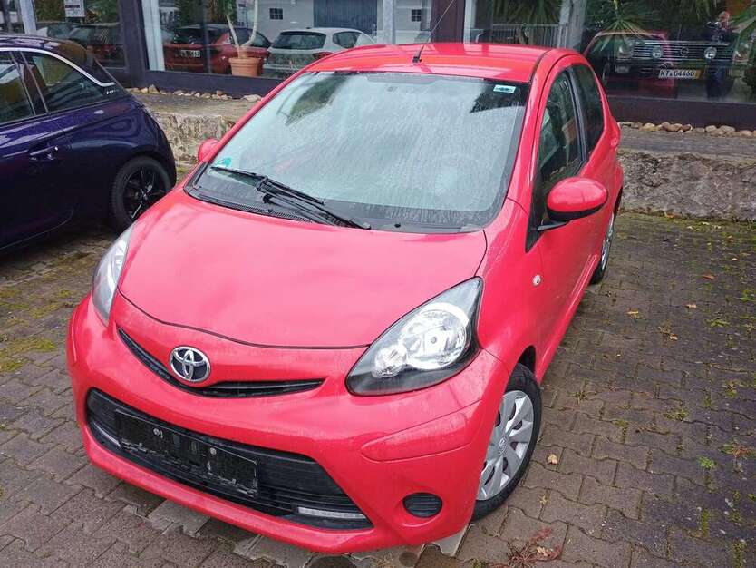 Toyota Aygo 132.300 km 3.900 € Volkach 97332