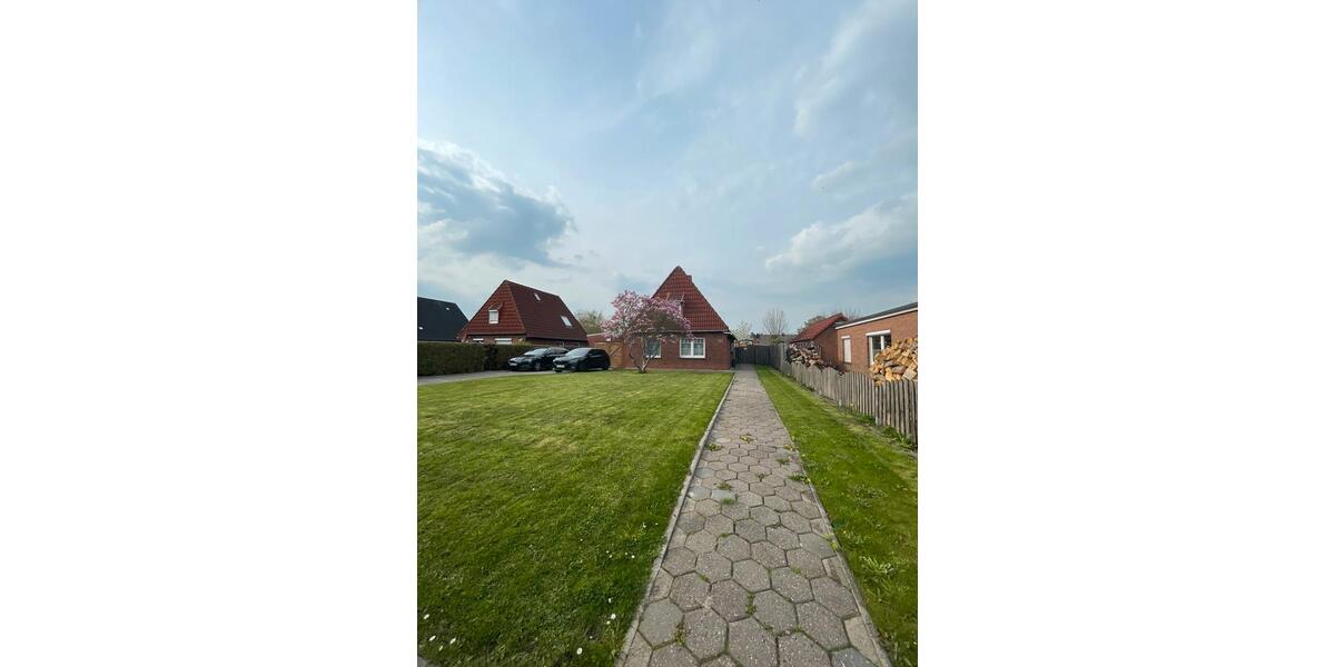 Einfamilienhaus Sande - 3 Zimmer, 120 m&sup2;, 300.000&euro; | Angebot:26797574