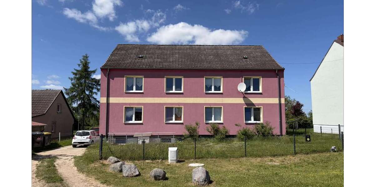Einfamilienhaus Uckerfelde - 10 Zimmer, 360 m&sup2;, 240.000&euro; | Angebot:26801382
