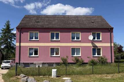 Haus Uckerfelde - 10 Zimmer, 360 m&sup2;, 240.000&euro; | Angebot:26801382