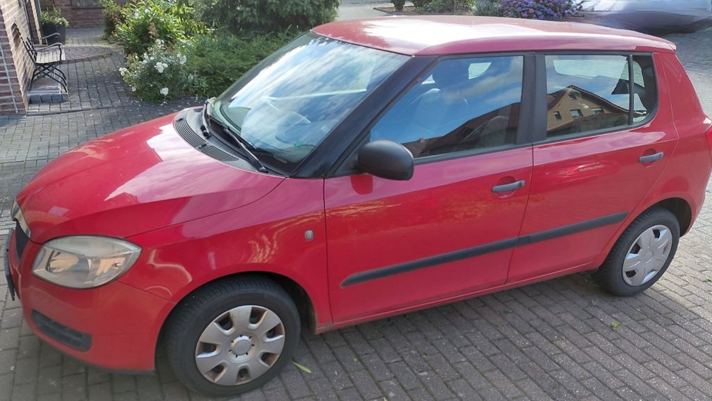 Skoda Fabia 96.950 km 2.490 &euro; Wassenberg 41849