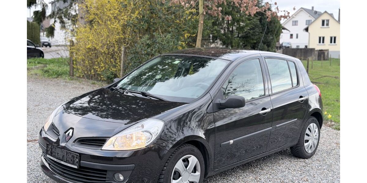 Renault Clio 172.000 km 2.999 &euro; Friedrichshafen 88048