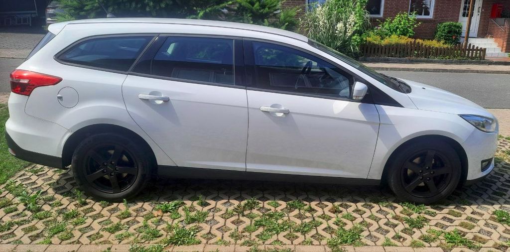 Ford Focus 141.000 km 7.700 &euro; Walsrode 29699