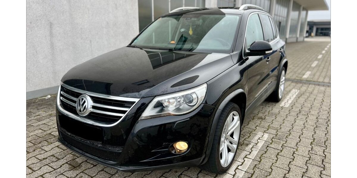 VW Tiguan 228.000 km 6.890 &euro; Rielasingen-Worblingen 78239