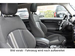 Mini Cooper SE Essential Trim Navi PanoDach Keyless 53.742 km 18.495 &euro; Donauwörth 86609