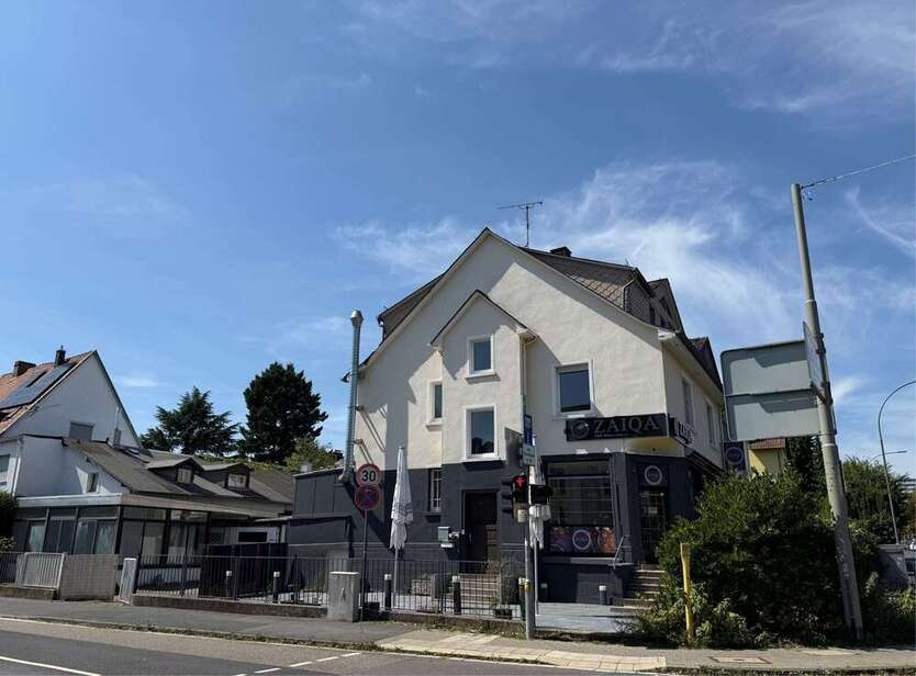 Haus zum Kaufen in Oberursel 1.100.000 € 330 m²
