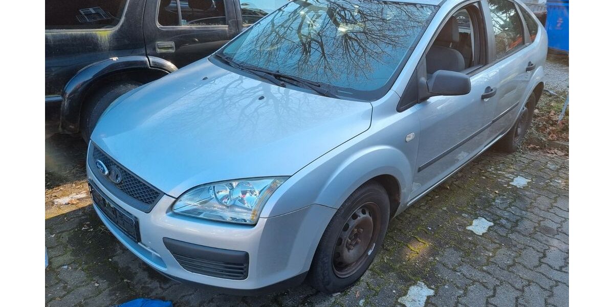 Ford Focus 136.000 km 1.111 &euro; Kaltenkirchen 24568