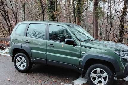 Lada Niva 29.900 km 20.000 &euro; Bischofswiesen 83483