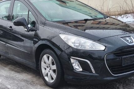 Peugeot 308 105.595 km 3.499 &euro; Berlin 12349