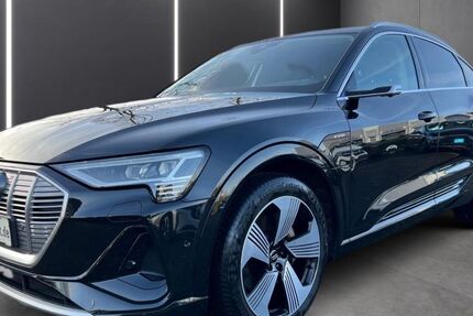 Audi e-tron 48.009 km 39.990 &euro; Warstein-Belecke 59581