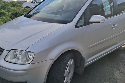 VW Touran 341.000 km 2.650 &euro; Derenburg 38895