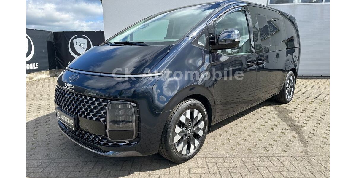 Hyundai STARIA 146.879 km 29.900 &euro; Solms 35606