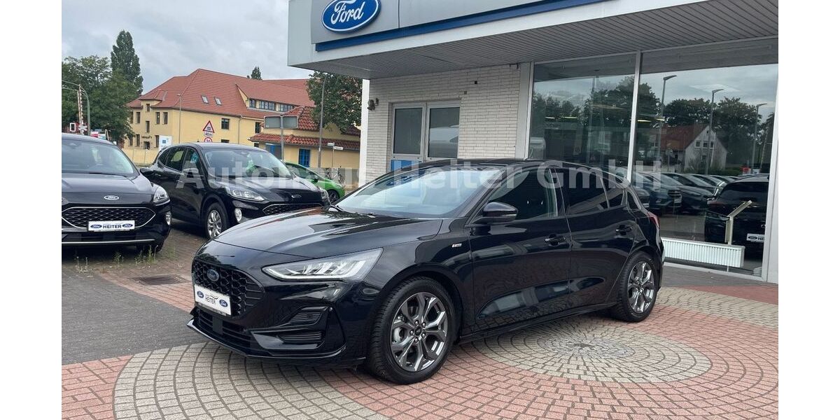 Ford Focus 33.710 km 21.690 &euro; Osnabrück 49090