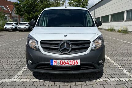 Mercedes-Benz Citan 155.000 km 5.900 &euro; München 81673