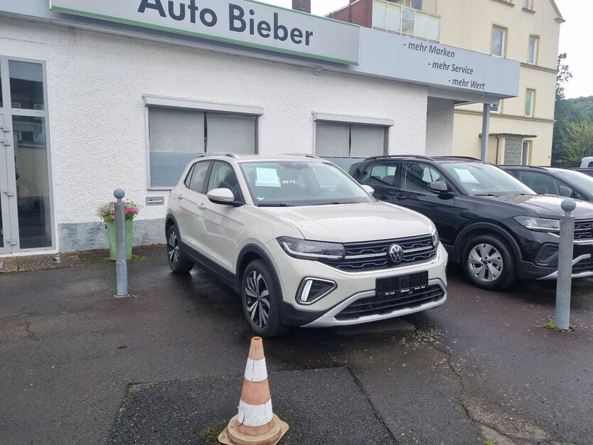 VW T-Cross 9.600 km 23.500 € Arzberg 95659