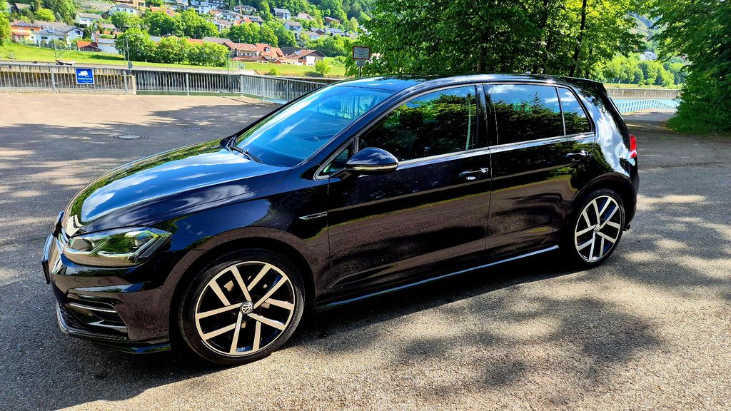 VW Golf 65.000 km 20.800 &euro; Kelheim 93309