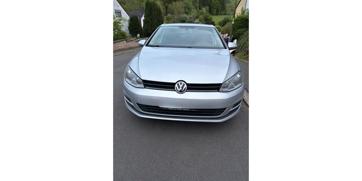 VW Golf 156.976 km 7.500 &euro; Gerolstein 54568