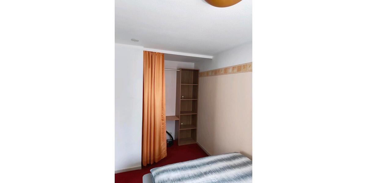 Etagenwohnung Lüdersdorf - 1 Zimmer, 40 m&sup2;, 500&euro; | Angebot:26403222