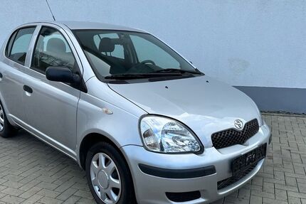 Toyota Yaris 198.801 km 1.900 &euro; Trierweiler 54311