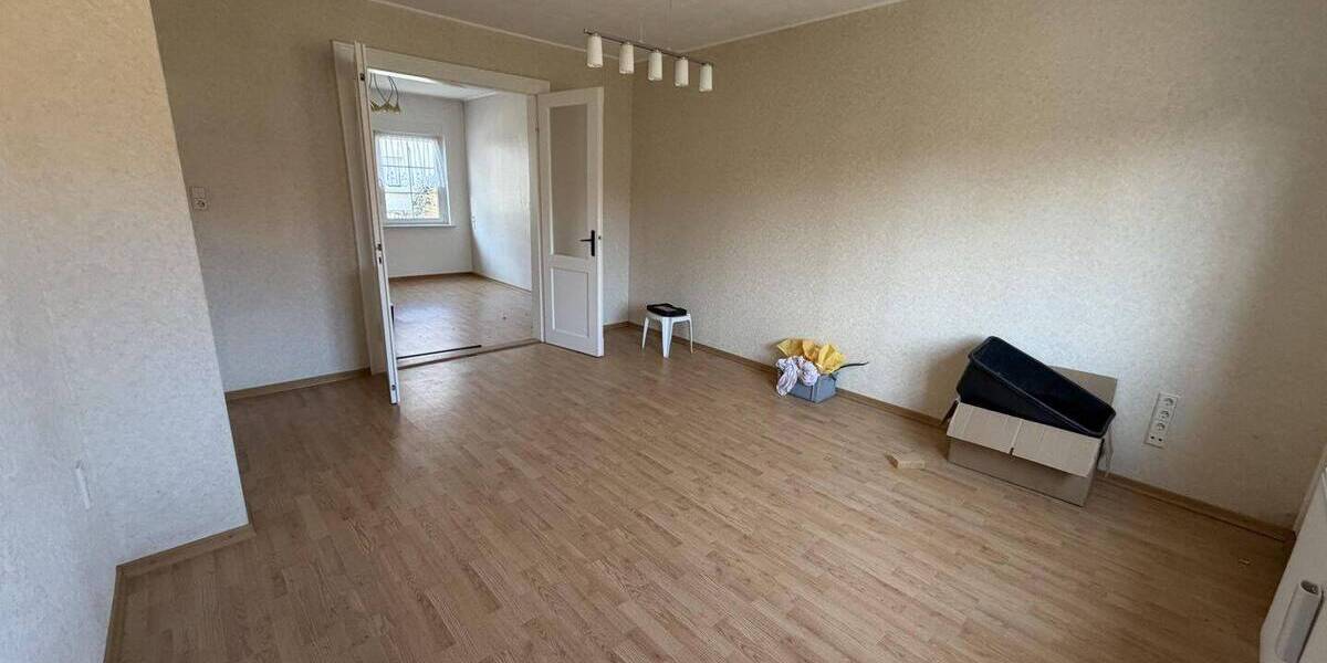 Reihenmittelhaus Apolda - 5 Zimmer, 109 m&sup2;, 179.000&euro; | Angebot:26331121