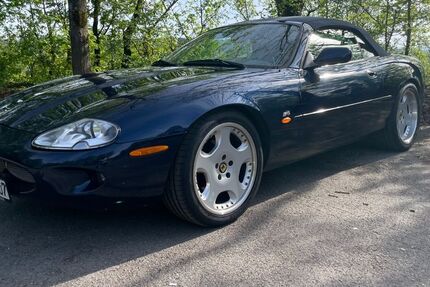 Jaguar XK8 131.000 km 21.900 &euro; Oberstenfeld 71720