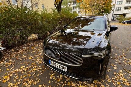 Volvo XC90 11.700 km 81.900 € München 81479