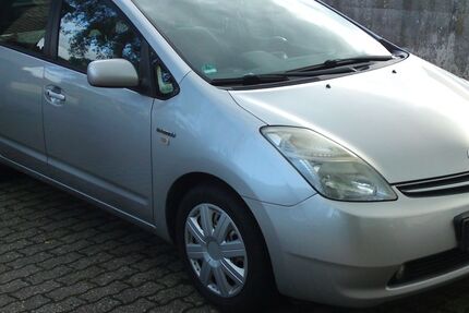 Toyota Prius 304.000 km 3.950 &euro; Geilenkirchen 52511