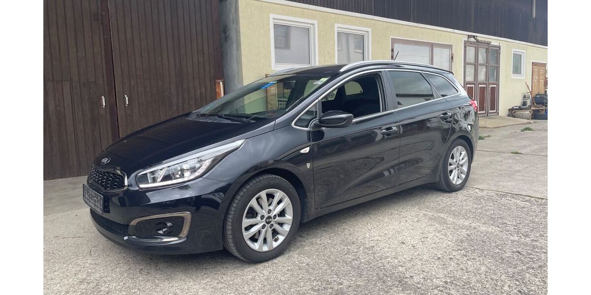Kia ceed Sportswagon 135.000 km 8.600 &euro; Kissing 86438