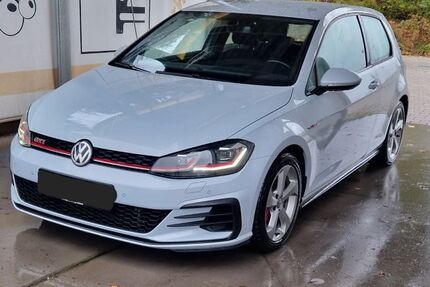 VW Golf 64.000 km 21.000 &euro; Steinbach 96361