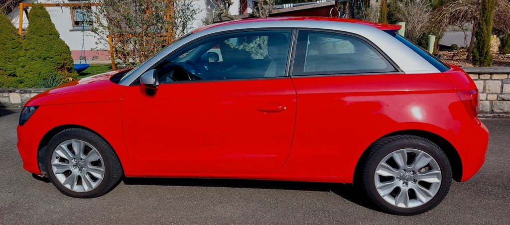 Audi A1 58.000 km 7.200 &euro; Rielasingen-Worblingen 78239