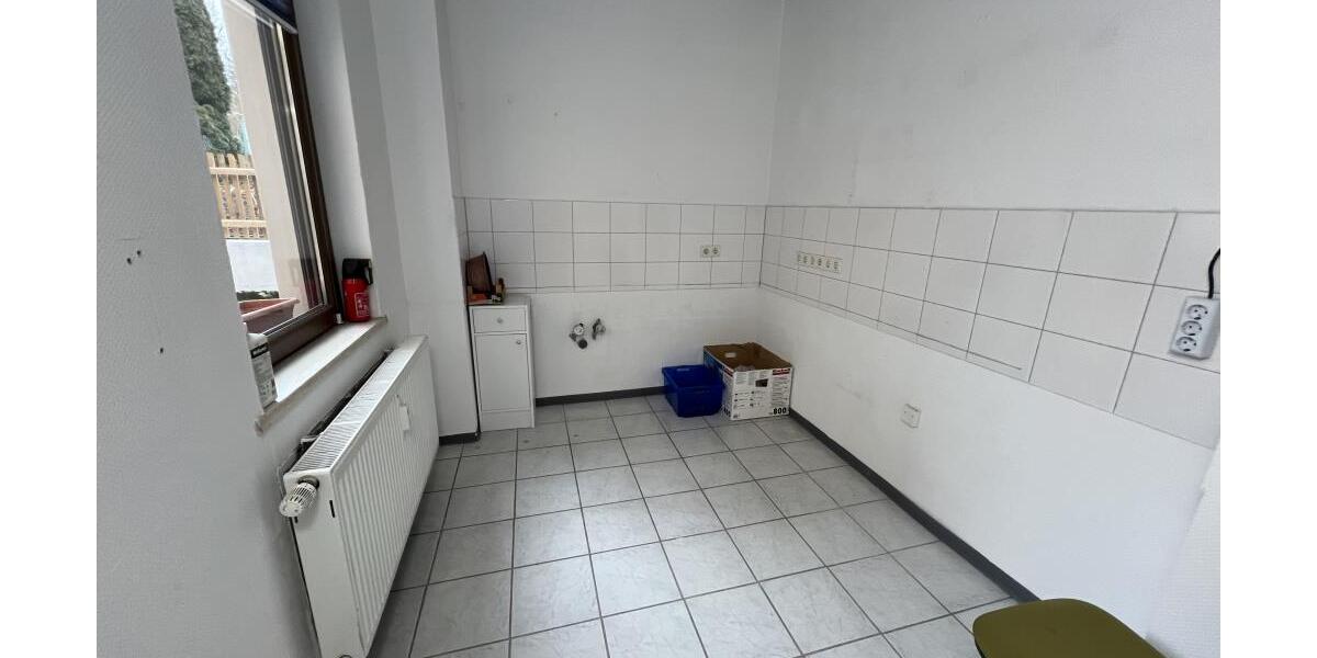 Ihre Chance in Weida – Mehrfamilienhaus in zentraler Lage mit Entwicklungspotenzial! *provisionsfrei - Mehrfamilienhaus, Wohnhaus Weida Liebsdorf | Angebot:27212503