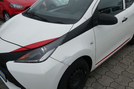 Toyota Aygo (X) 97.377 km 4.999 &euro; Oderding 82398