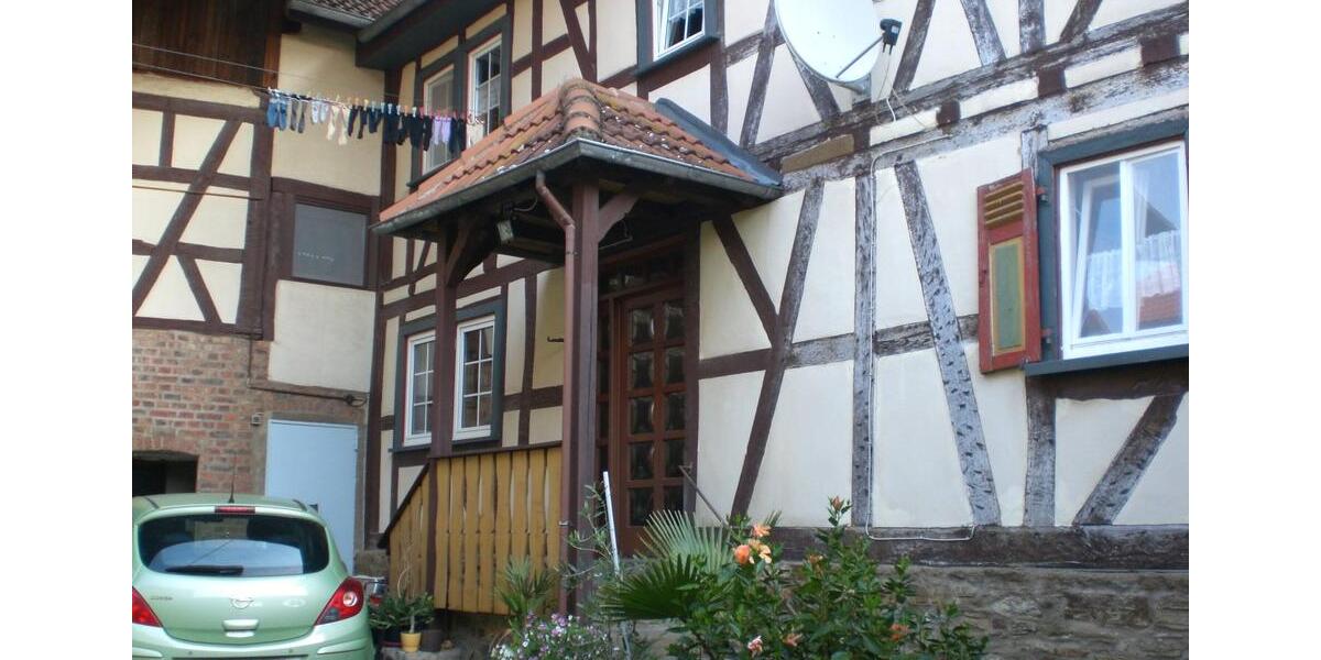 Bauernhaus, Landhaus Butzbach - 6 Zimmer, 125 m&sup2;, 199.000&euro; | Angebot:26041747