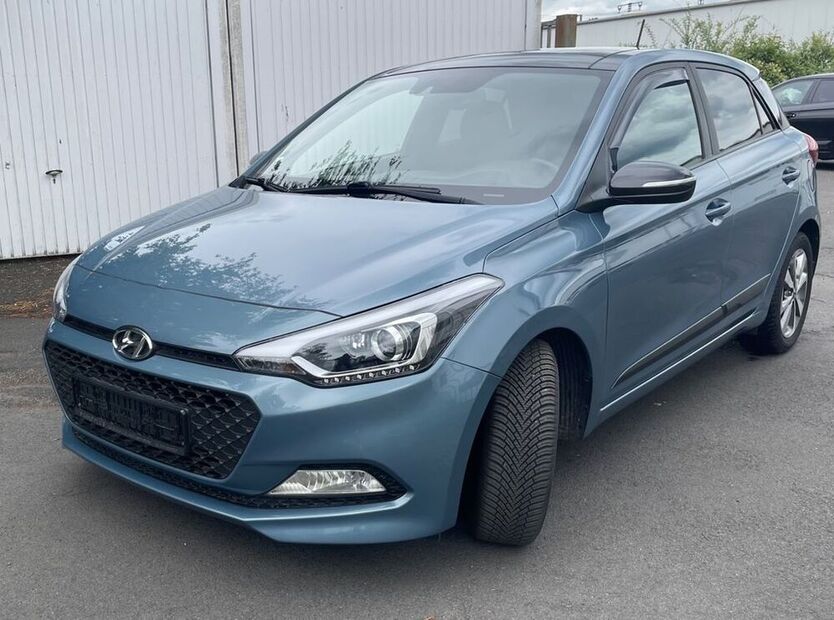 i20