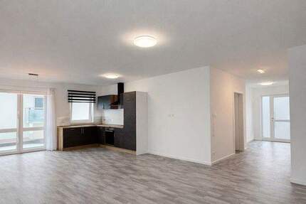 Wohnung Weikersheim - 4 Zimmer, 104 m&sup2;, 379.000&euro; | Angebot:25805643