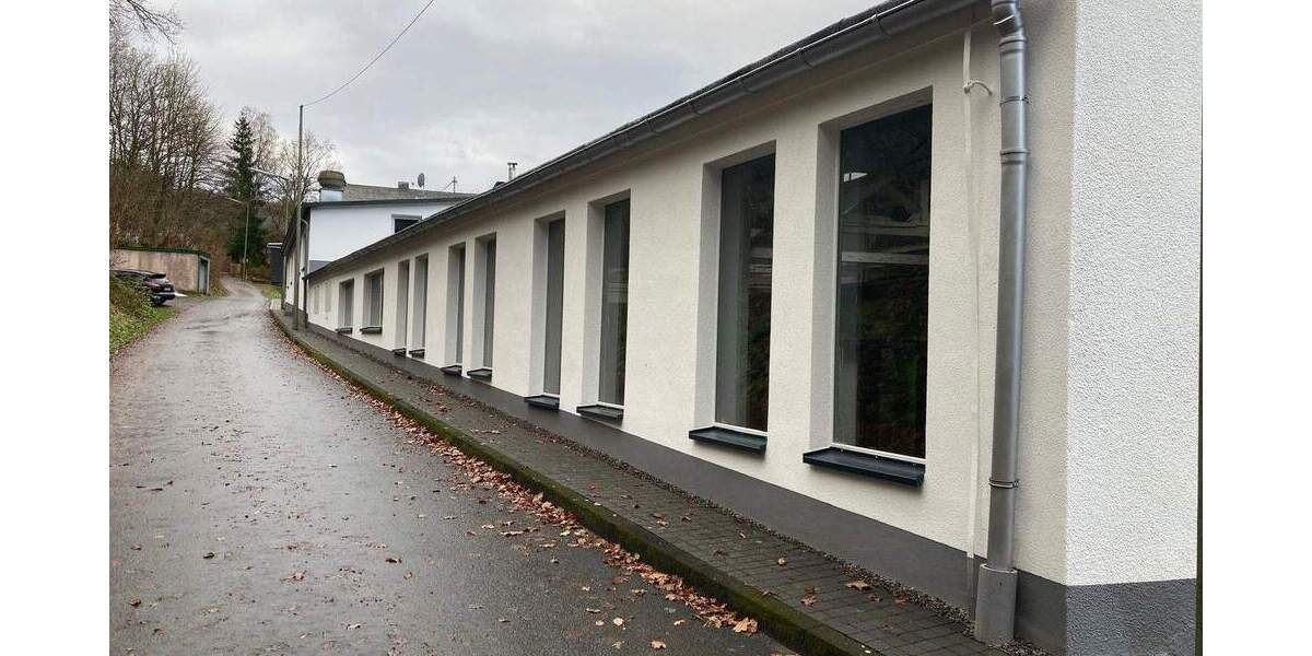 Gewerbeobjekt Siegen-Eiserfeld Eiserfeld - 2.700&euro; | Angebot:25724189