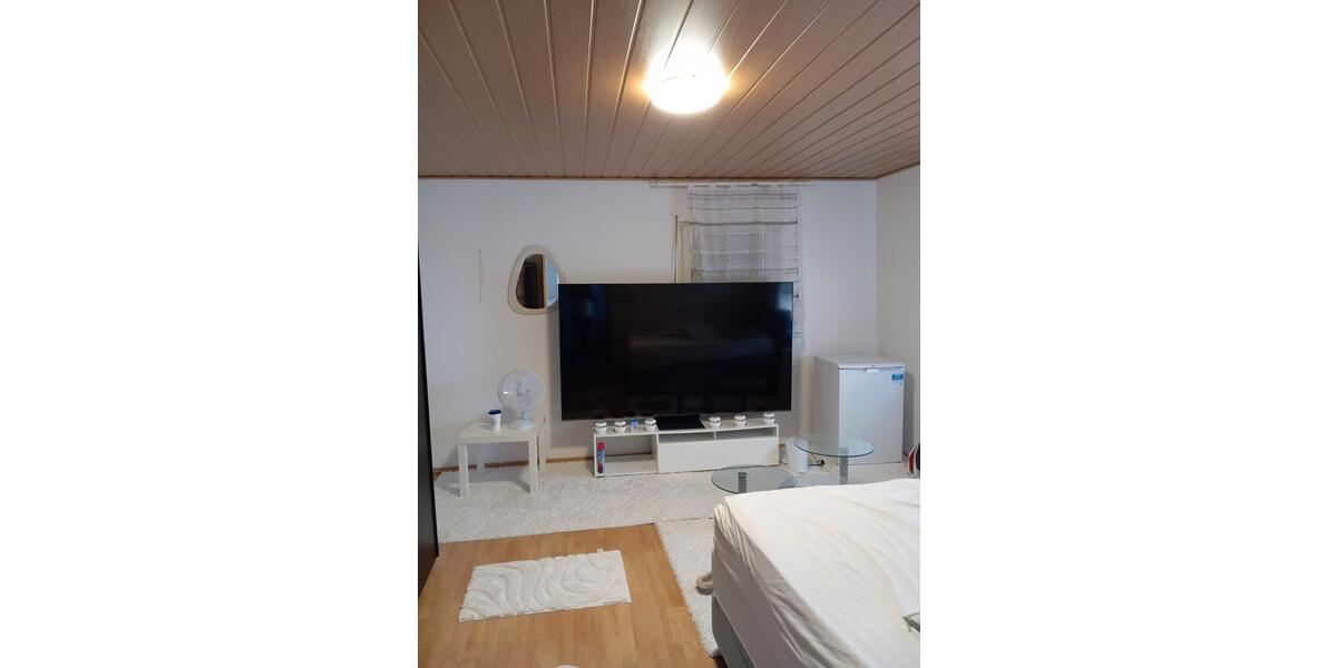 Erdgeschoßwohnung Villingen-Schwenningen Schwenningen - 1 Zimmer, 20 m&sup2;, 380&euro; | Angebot:26337374