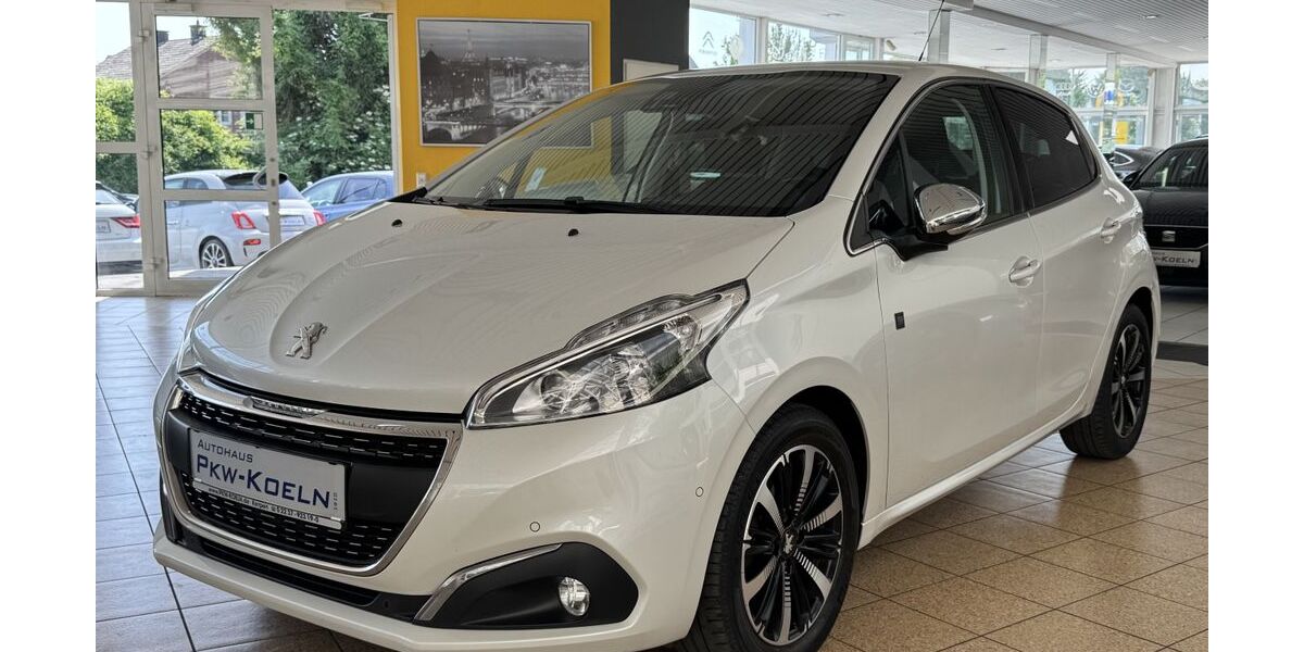 Peugeot 208 89.500 km 8.999 &euro; Kerpen 50171