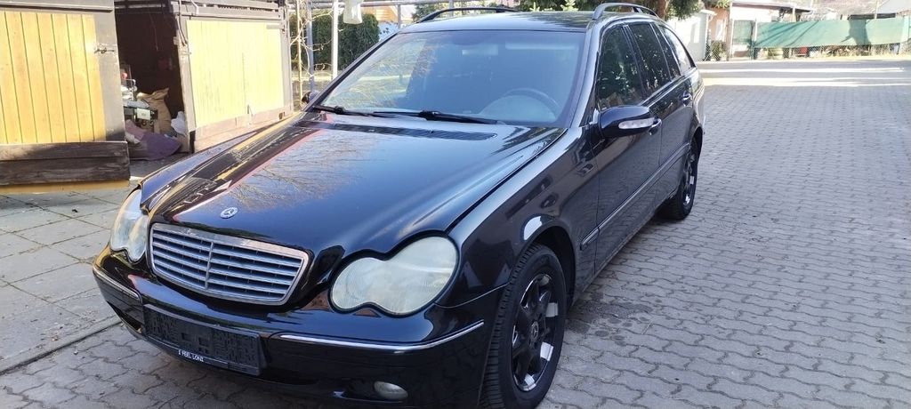Mercedes-Benz C 180 212.400 km 1.400 &euro; PARSTEINSEE 16248