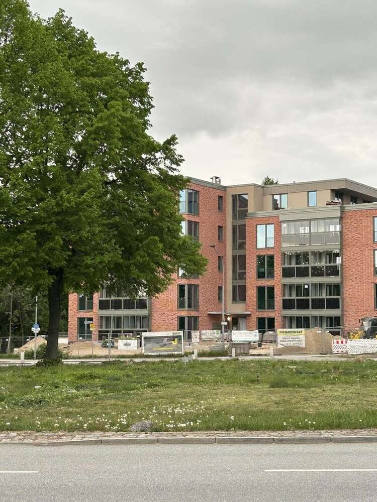 Wohnung zum Mieten in Lübeck 1.240 € 75 m²